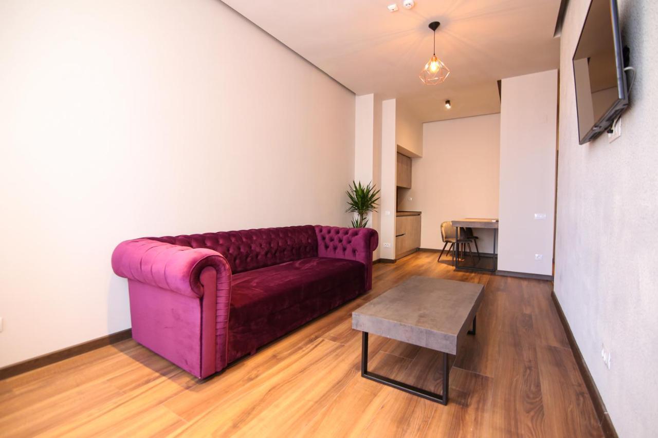 Aparthotel Lunii 6 *