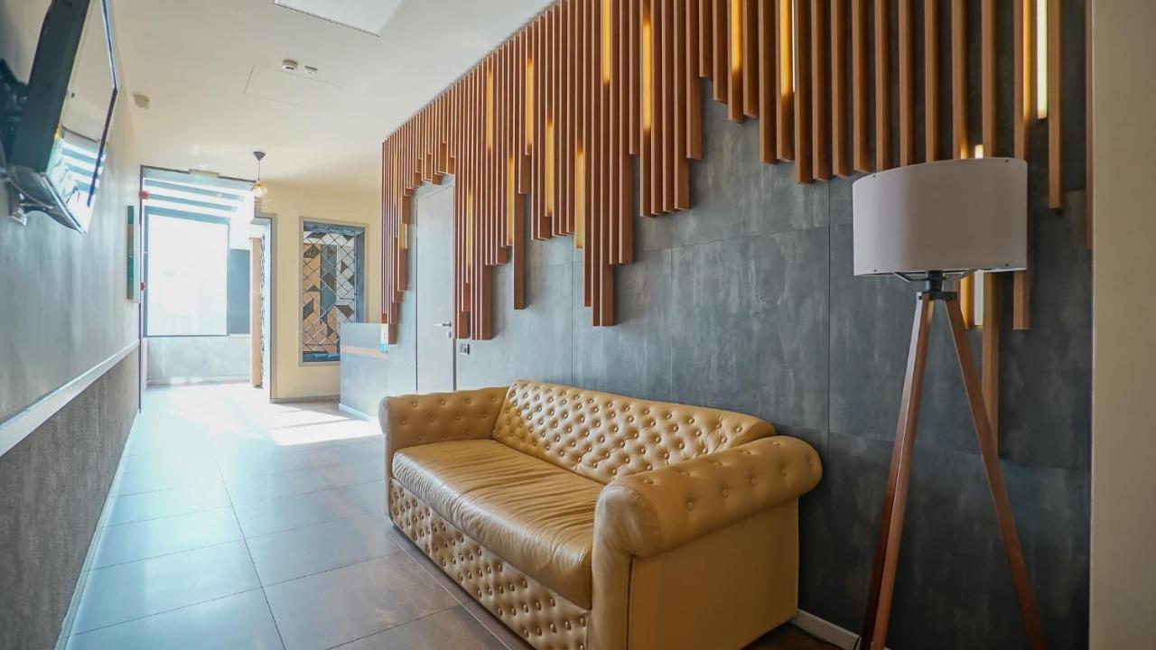Aparthotel Lunii 6
